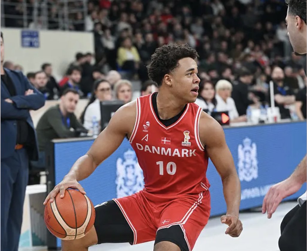 International Youth Mixtapes tweet media