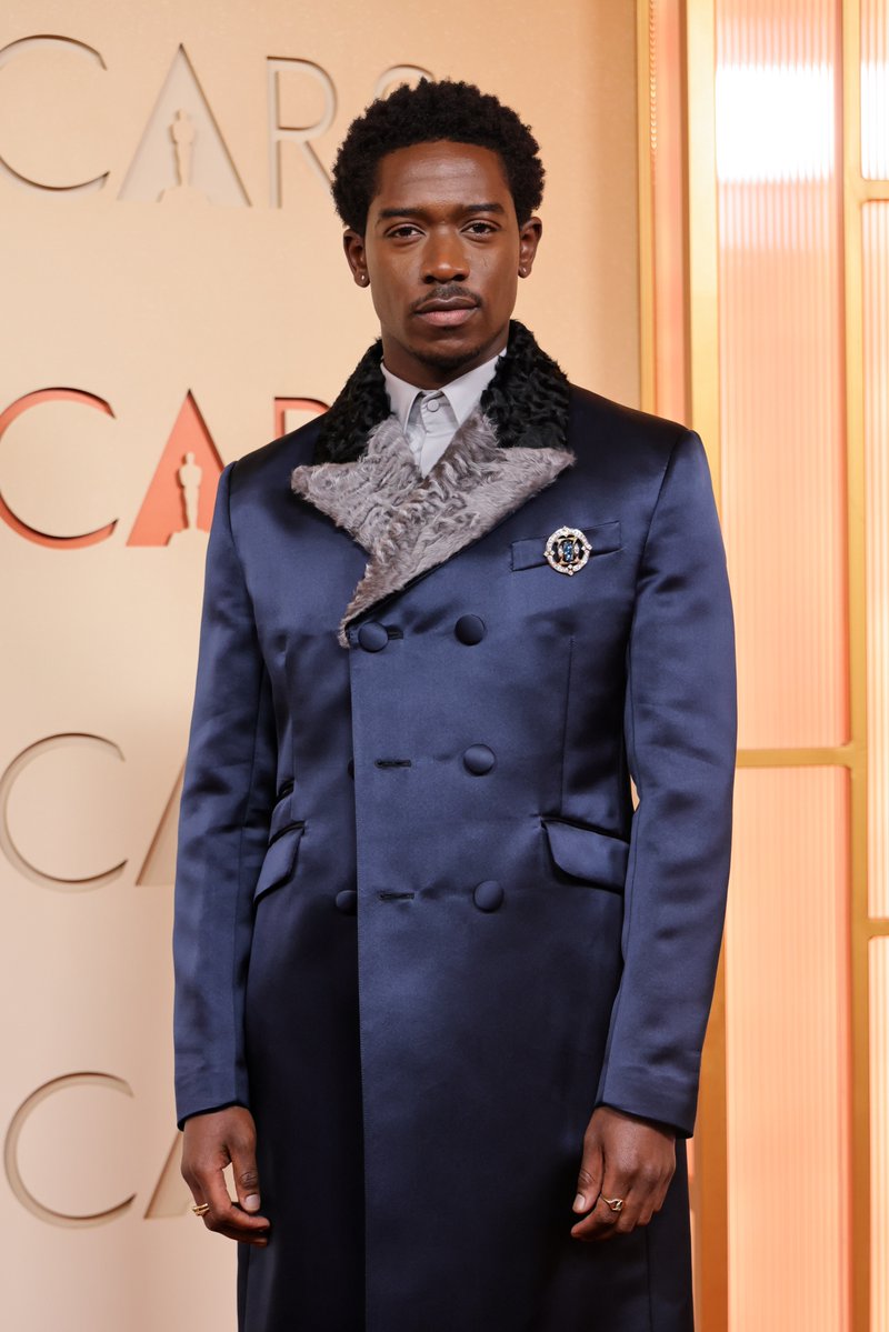 Complex Style tweet media