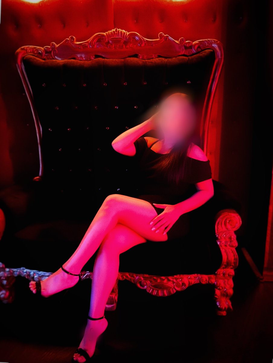 Los James 🥂 tweet media