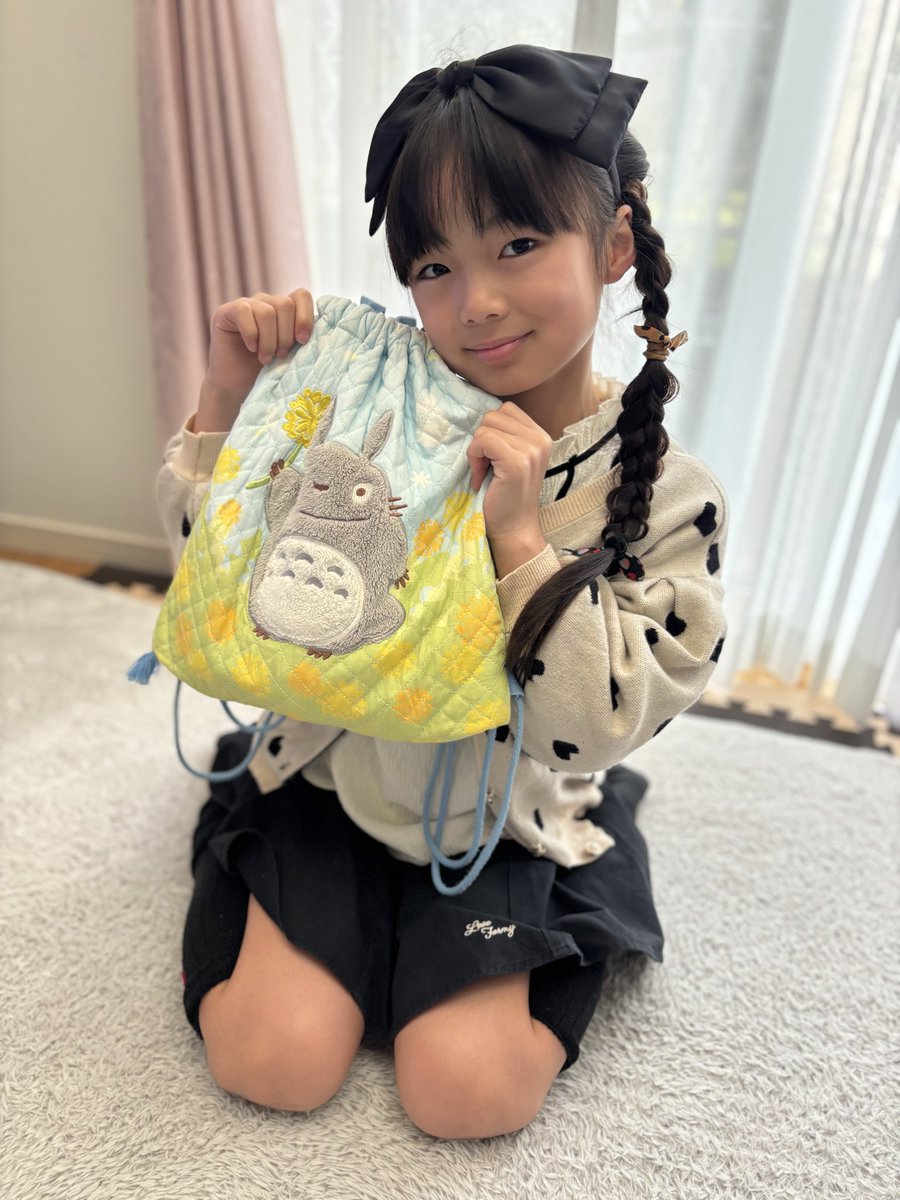 KyokaMaiko's tweet image. おはよう☀
今日は外で体育🤸あるよ！！
体操服持って今日もレッツゴー✊
行ってきまーす٩(๑❛ᴗ❛๑)۶
#js
#きょーかっ