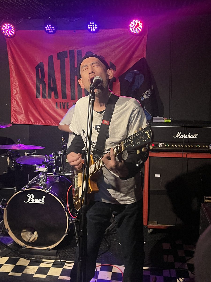 コバ@FrisBeeDogのギター君 tweet media