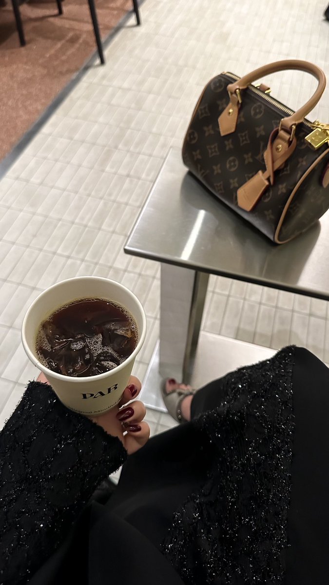 ‌ ‌‌ ‌ 𝖡𝖾𝗅𝗅𝖾 𝗌𝗐𝗂𝗋 ⋆˚𝜗𝜚˚⋆ tweet media