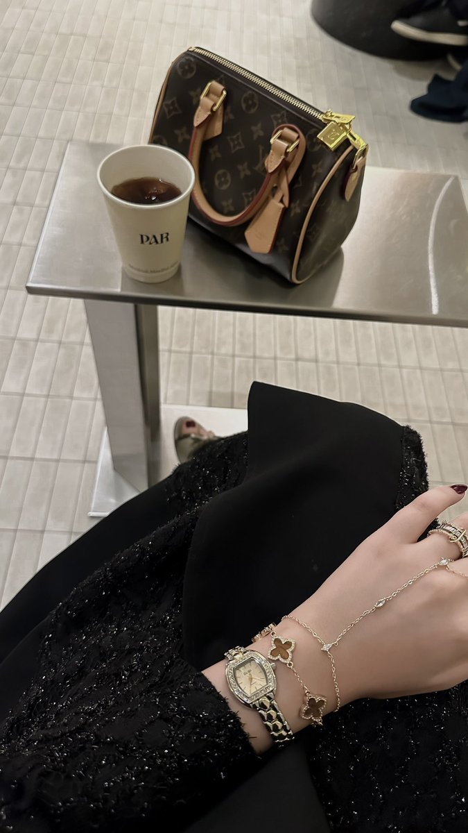 ‌ ‌‌ ‌ 𝖡𝖾𝗅𝗅𝖾 𝗌𝗐𝗂𝗋 ⋆˚𝜗𝜚˚⋆ tweet media