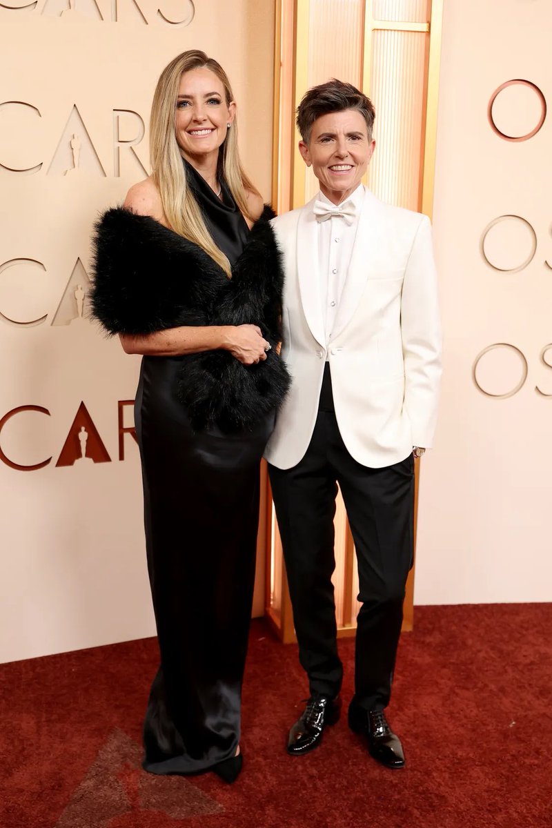 🫃🏼💉🇺🇦🇸🇴Hollaria Briden, Esq. tweet media