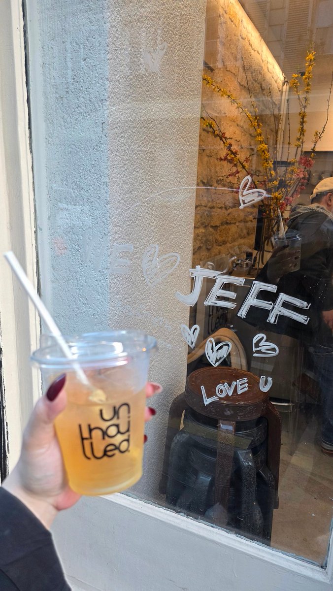 BLsquad_NL's tweet photo. Huge thanks to everyone that came to 1st  @jeffsatur Birthday Cupsleeve Event in Europe: Düsseldorf 🇩🇪, Paris 🇫🇷 and Utrecht 🇳🇱 

We hope y'll had a good time &amp; connected with more #Saturdayss ✨️ 

Sending 🫶🏻 to @saturdayger and @jeffsaturFR for help! 

#JeffSatur31stBirthday https://t.co/OAf0lgEz1y