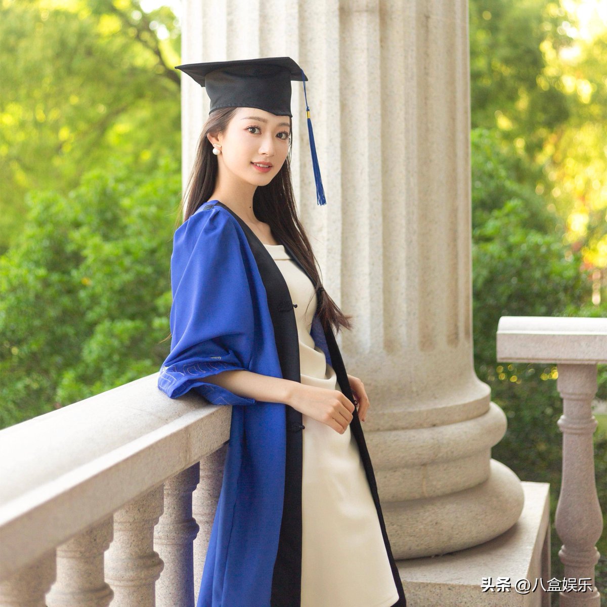 17546644 tweet media