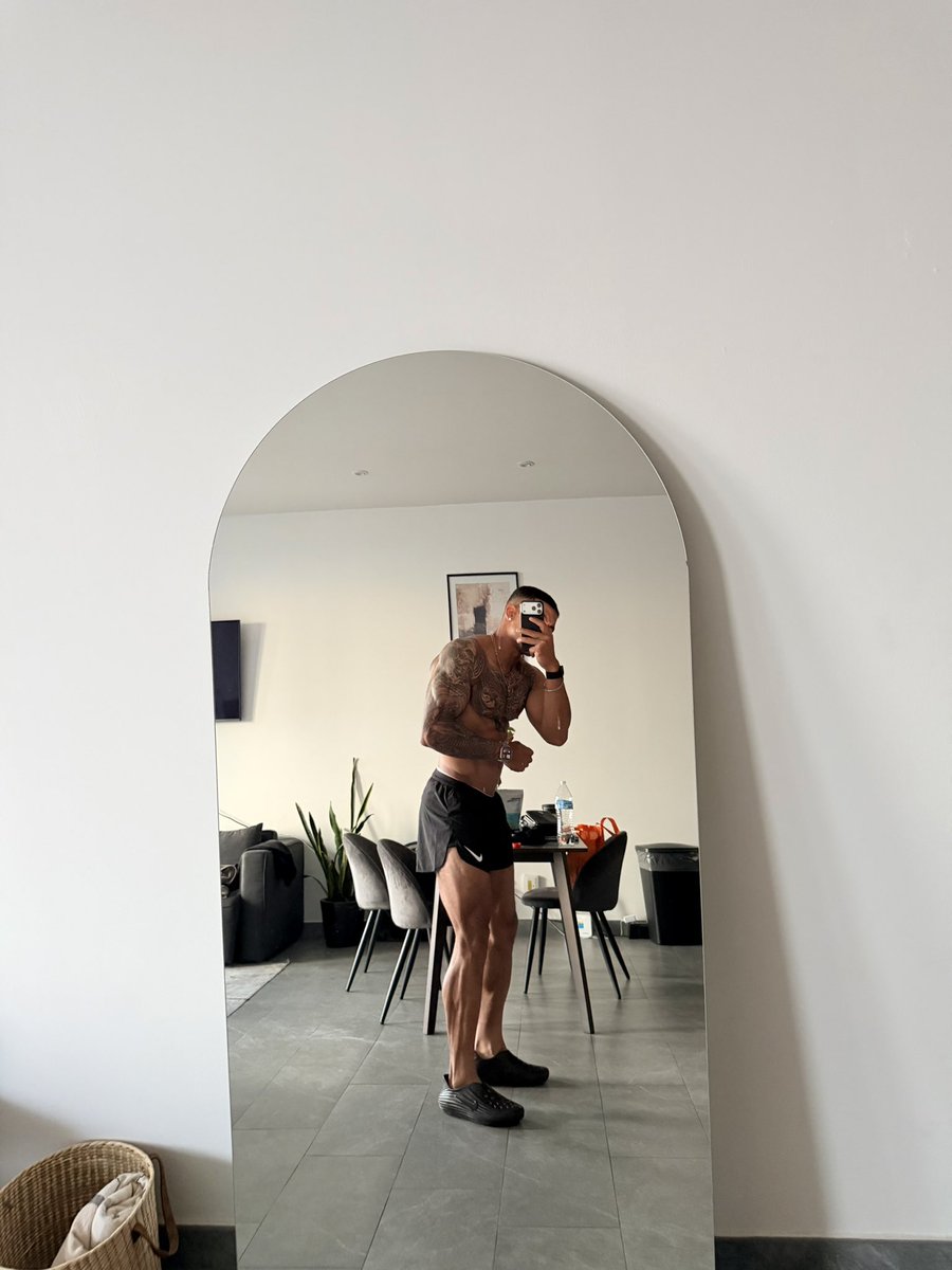 👑Alexander tweet media