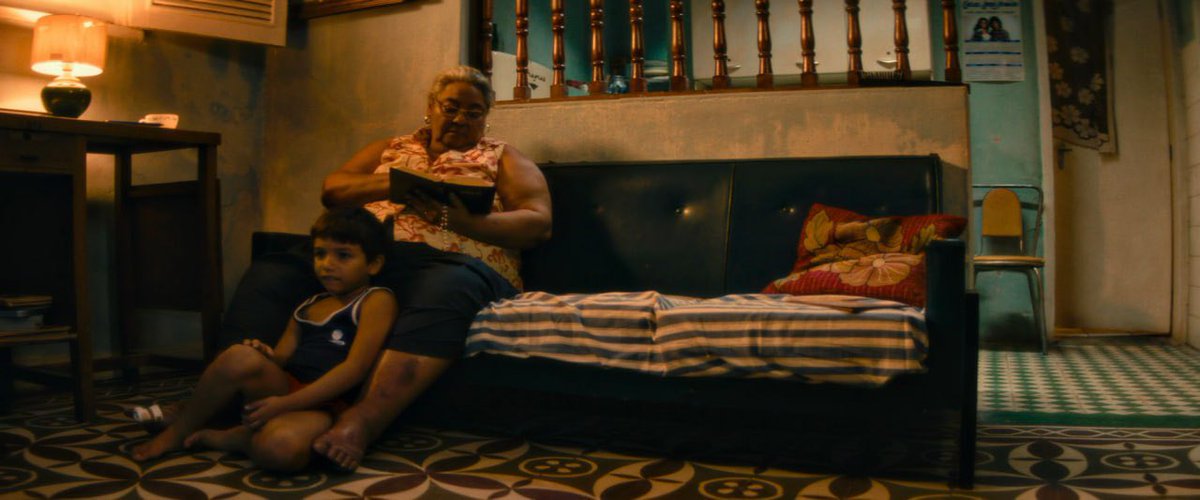 a random pynchon character tweet media