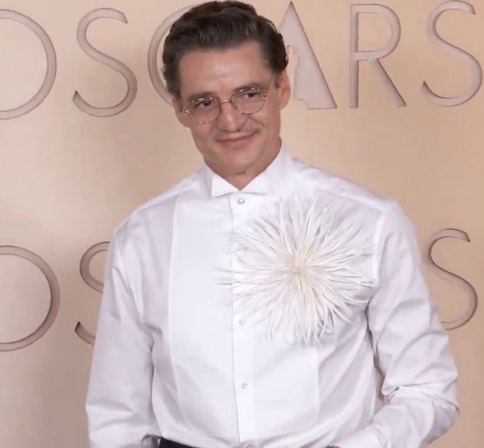 Pop Crave tweet media