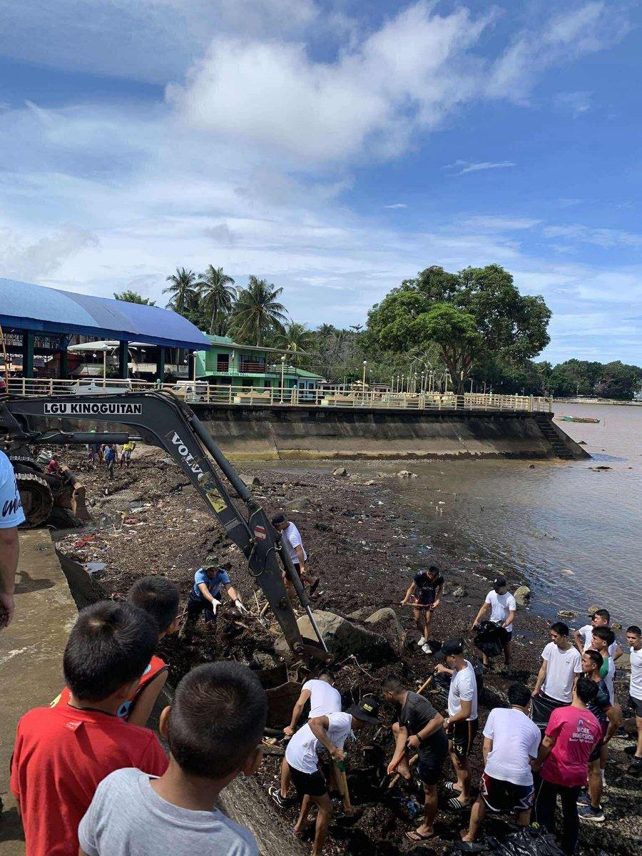 ASK_HHCS's tweet image. Together, we made a difference! 
Through unity, teamwork, and shared responsibility, we turned small efforts into a big impact for a cleaner, safer community.
Thank you Everyone🙏❤️🫶🏻

#CleanUpDrive
 #CommunityUnity 
#TeamworkInAction