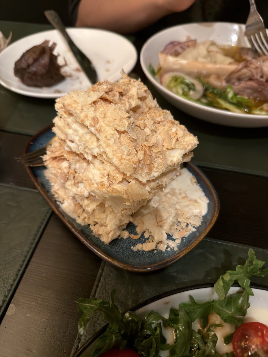 MansteinXX's tweet photo. #吃好饭 Chaykana, Pittsburgh, PA
这个乌兹别克斯坦饭太香了，samasa好吃，肉也好吃。老板还送了我们一个巨甜的甜品😋果然是无数朋友给我推荐的！ https://t.co/zAqslp9q7n