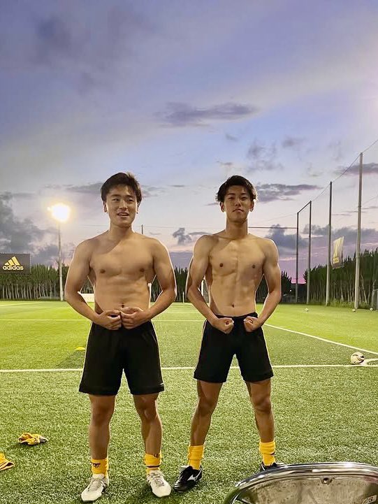 JAPANESE HOT MUSCLES tweet media