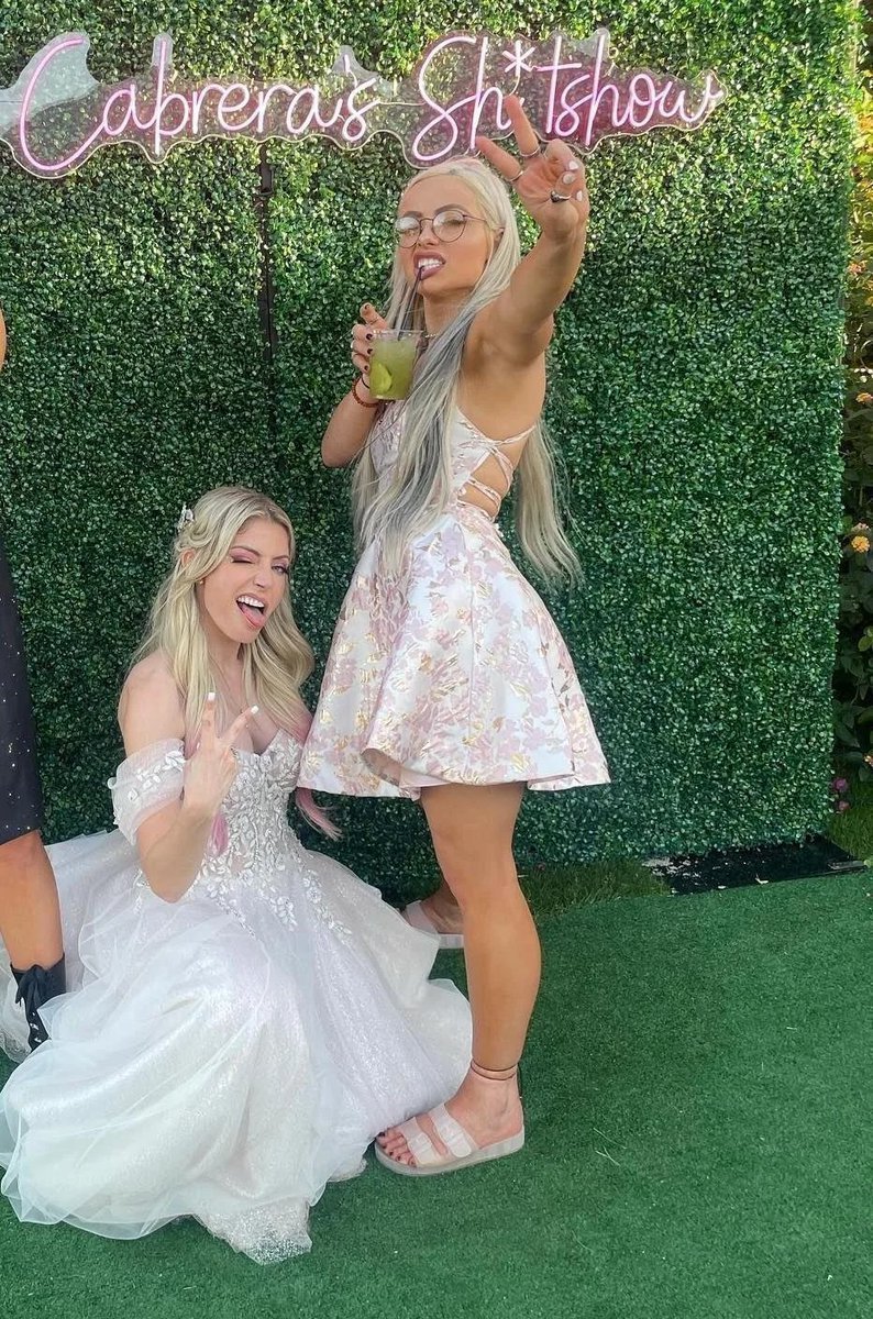 Wrestling Women's Pics tweet media