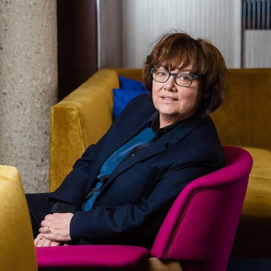 Est-ce que le temps de parole de Nathalie Saint-Cricq va enfin être décompté comme parole politique par l’Arcom ?