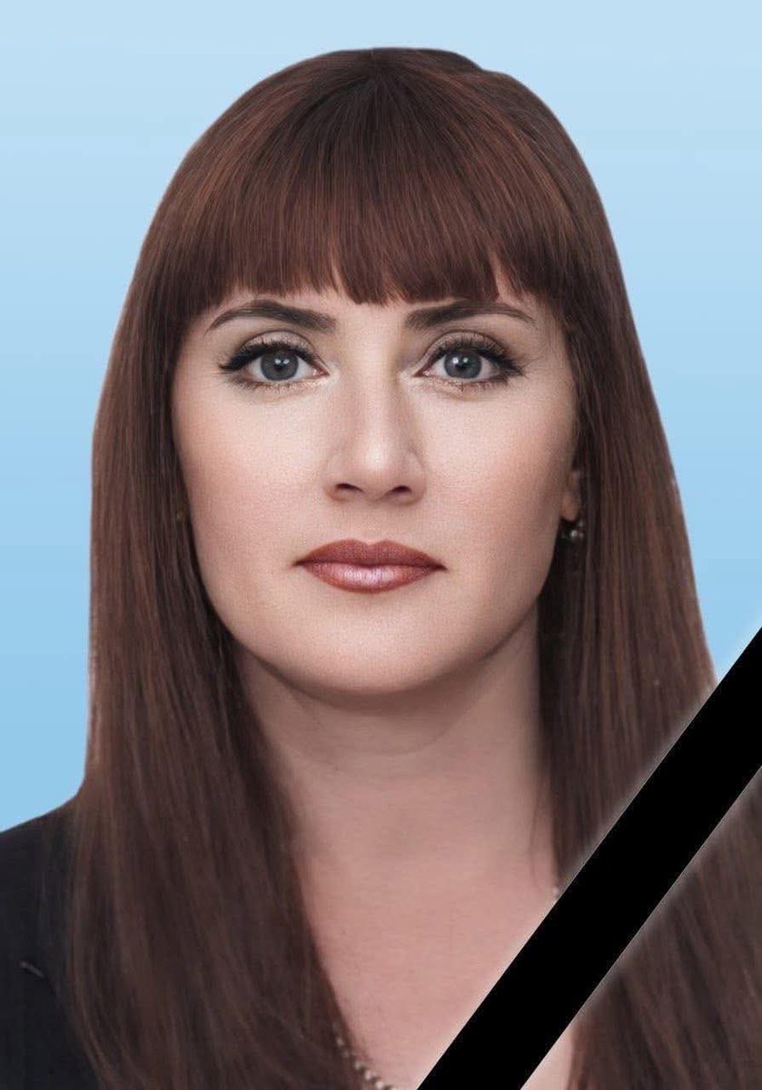 Russians killed Natalia Rogozna, the head of the Orikhiv branch of Ukrposhta. On March 8, they attacked her right in her own yard. She was pulled from the rubble and doctors tried to save her for four days, but sadly, on March 12, Natalia passed away in the hospital.  🕯💔