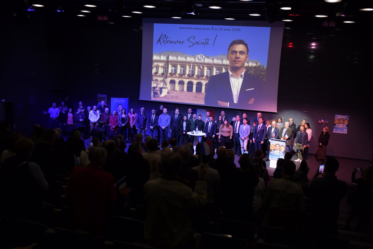 Angélina Ⓜ️ tweet media