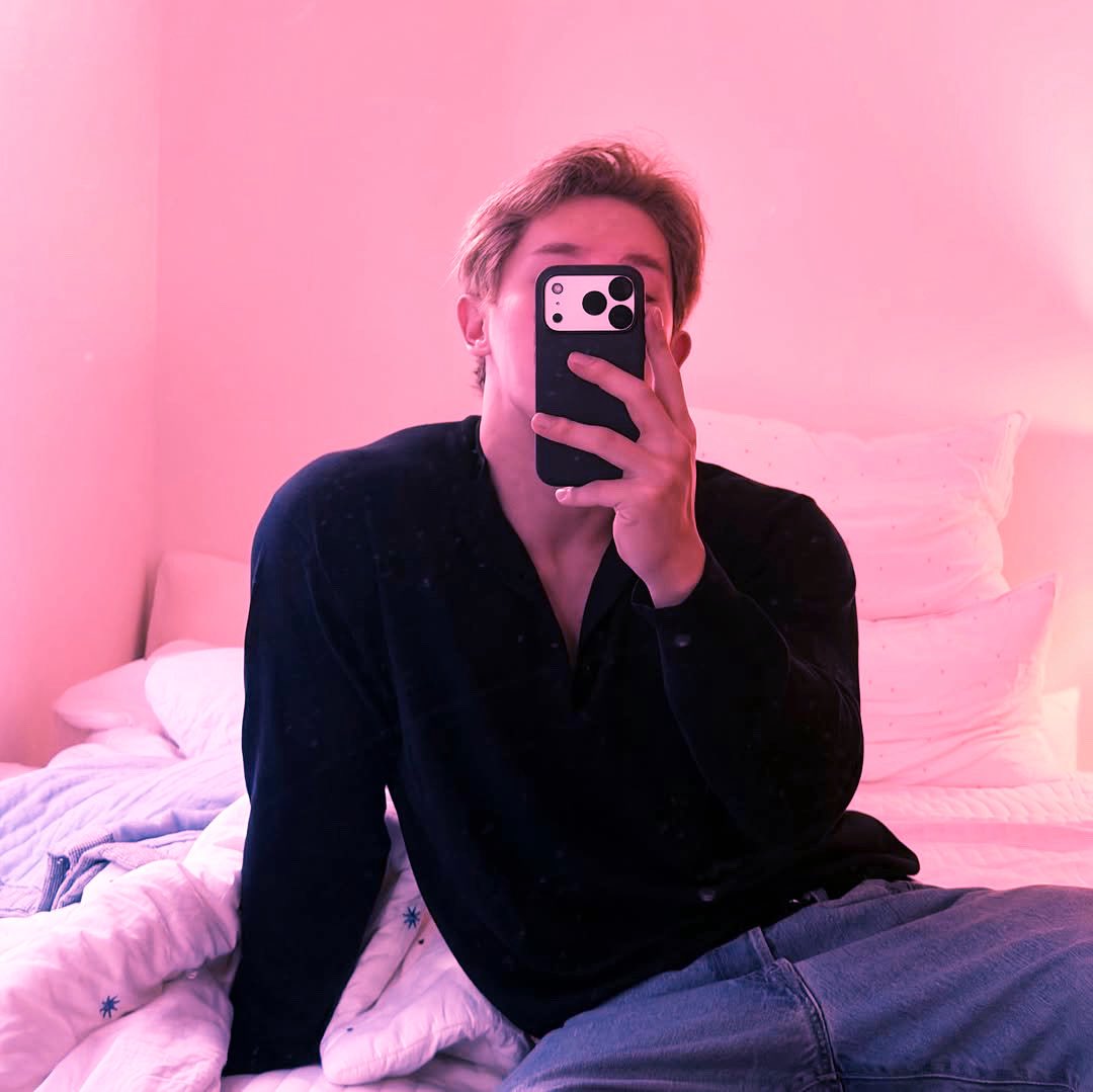  =͟͟͞͞➳❥ ` 𝐋𝐎𝐕𝐄 𝐒𝐇𝑶𝐓. tweet media
