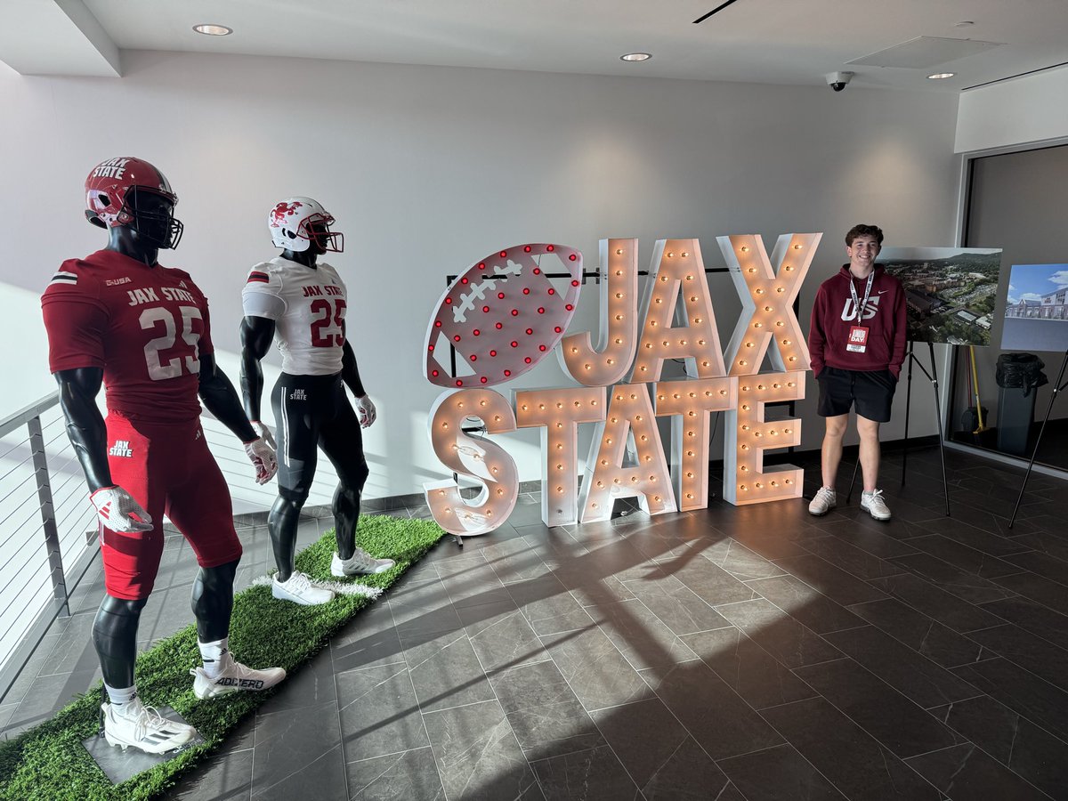 cooper_yancey08's tweet photo. Had a great time at Jax State yesterday for Junior Day! Big thanks to @JAJones1218 and @maxwellthurmond for the invitation, great hospitality and even better energy! Can’t wait to be back on campus! 

@CoachMHolcomb
@klicclak2
@trlong02
@kt_recruiting @Chris_Sailer
@HallTechSports1
@AL6AFootball
@4thDownU
@UnLockYourGame_