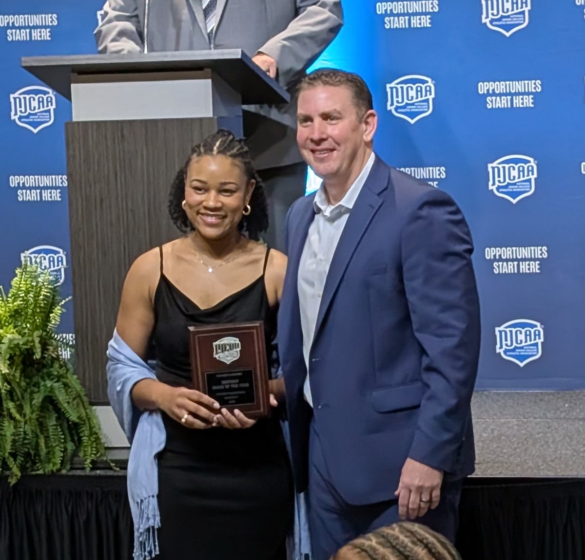 WolfPack Athletics tweet media