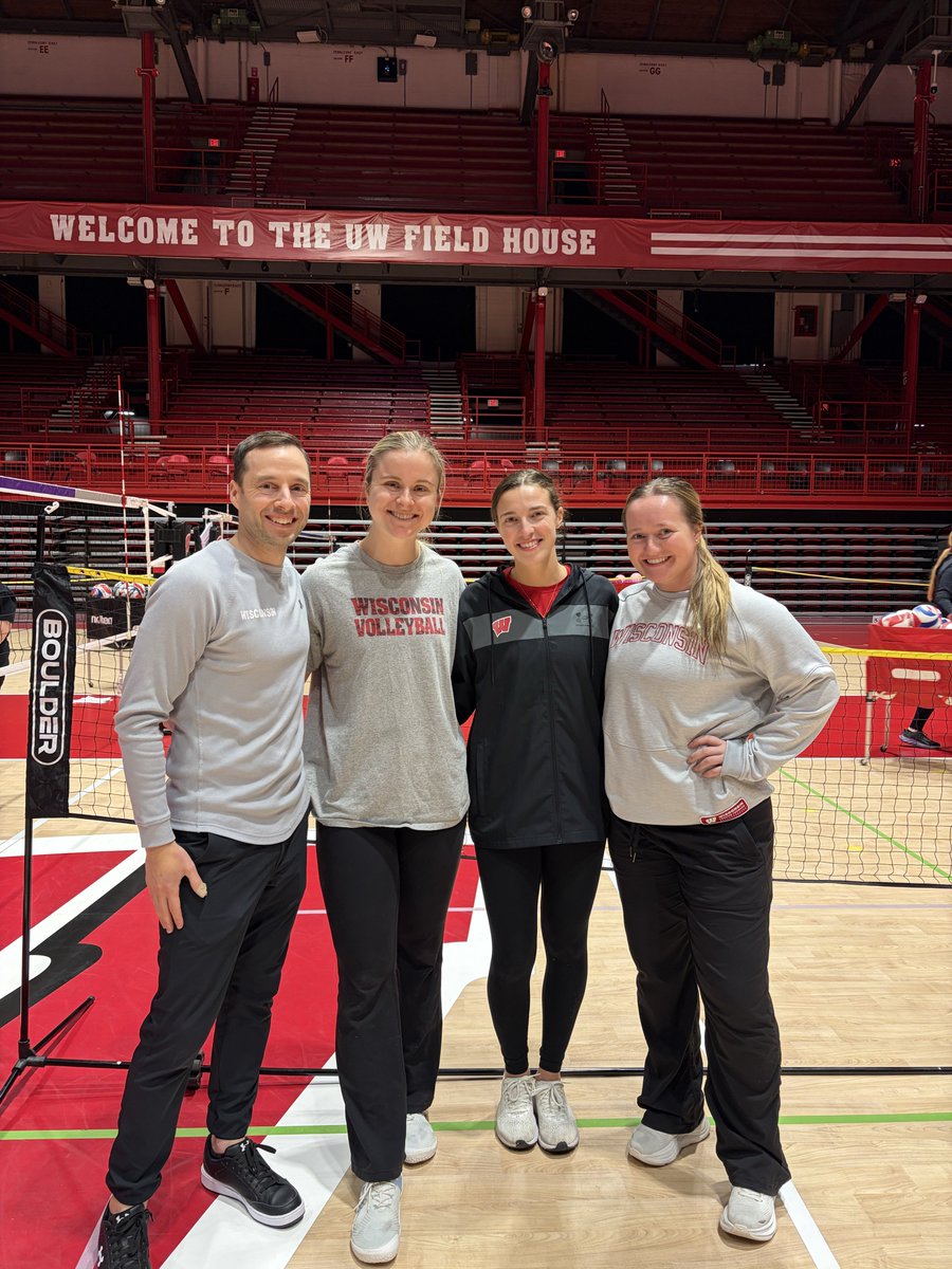 Wisconsin Volleyball tweet media