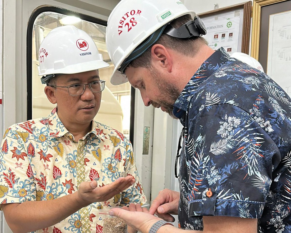 GrainsWest's tweet photo. Cereals Canada New Crop Trade and Technical Missions takes Canadian exporters, farmers and staff from Cereals Canada and the Canadian Grain Commission to key international markets https://t.co/vlBSNmRuUh @AlbertaGrains @Cereals_Canada @Grain_Canada https://t.co/s13e6FZVju