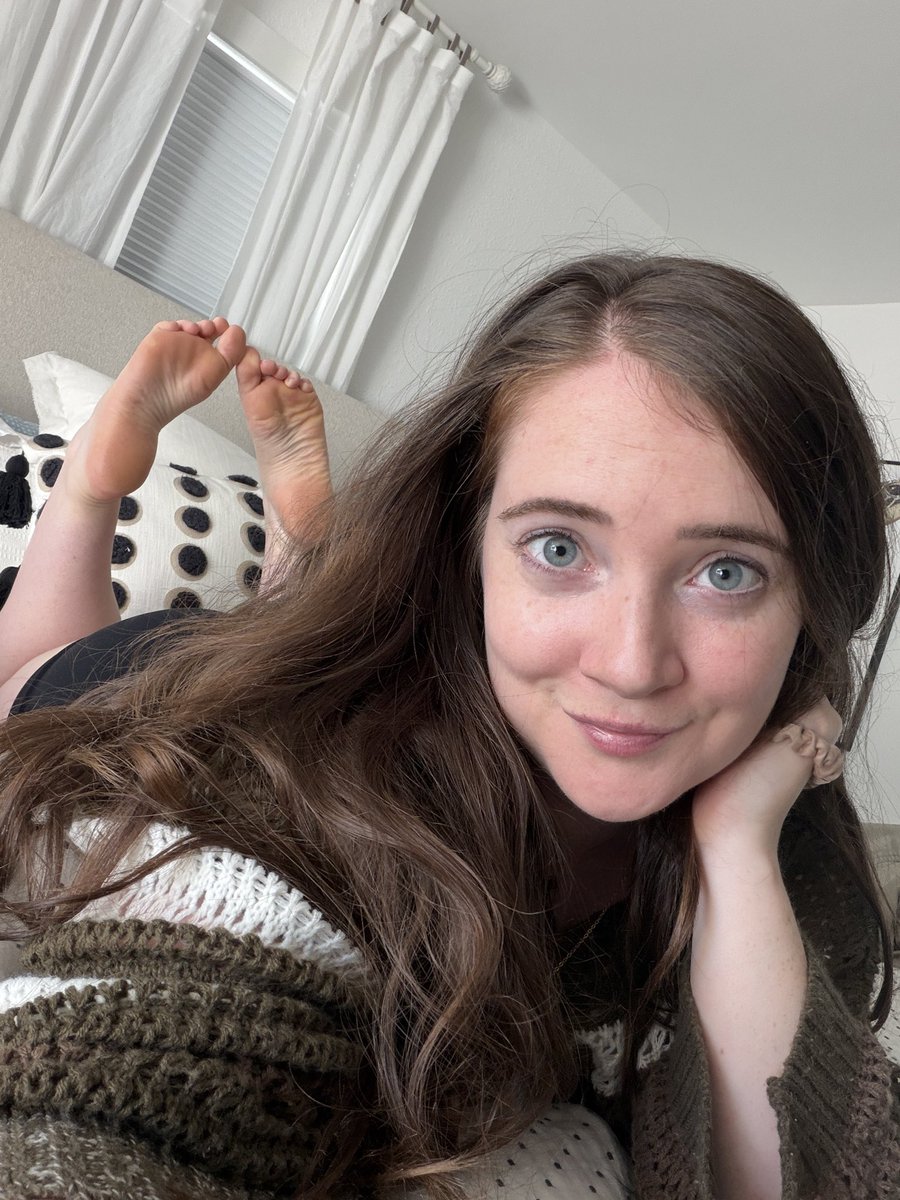 Renee’s fan account tweet media