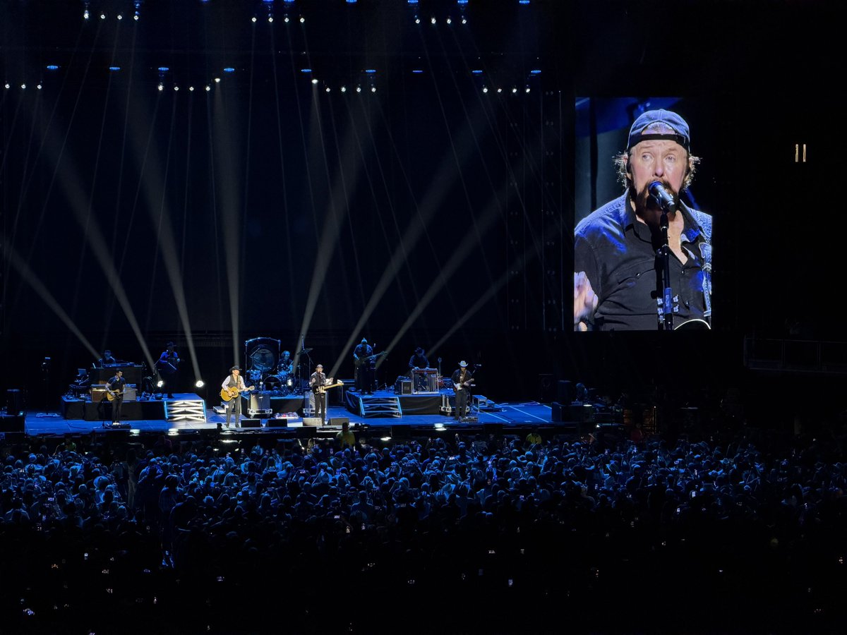 Christopher Nash tweet media