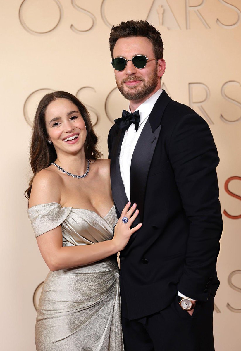 Chris Evans Archive tweet media