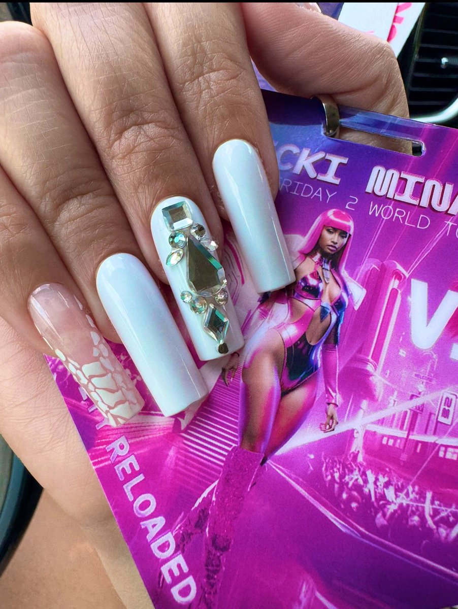 KimmSleeeeze 🦄 tweet media