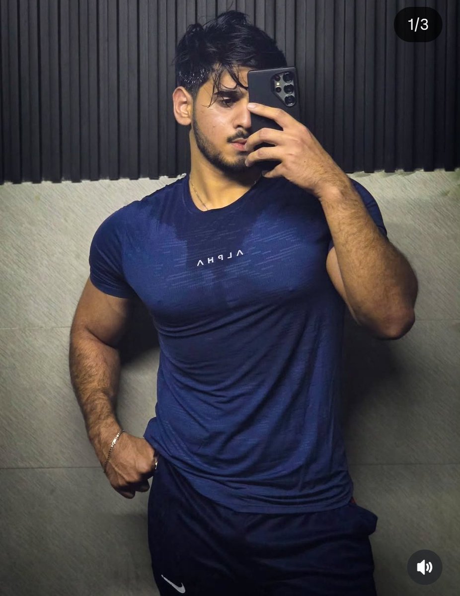 Hot Pakistani tweet media