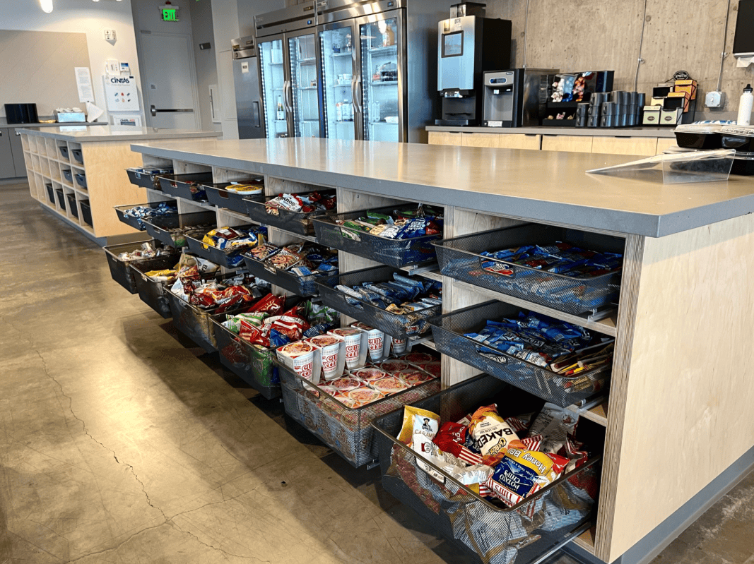 nick balatsoukas tweet media