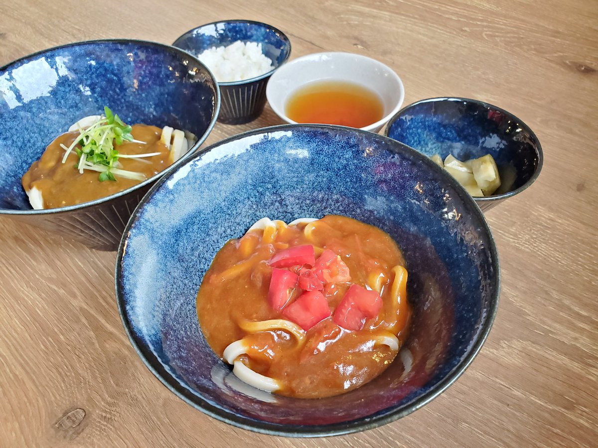 kisetsu_tomato's tweet photo. おはようございます🍅
3月はなんだか冷える日が多いですね…！
当店はあたたかいお料理でみなさまをおもてなしいたします✨✨
カレーうどんはこの時期にぴったりかもしれないです♪
数量限定のため、お試しされたい方はぜひお早めにご来店ください！
本日もお待ちしております🙌 https://t.co/Gcc9SZliQQ