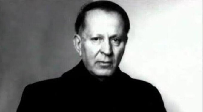 FiiTarih tweet media