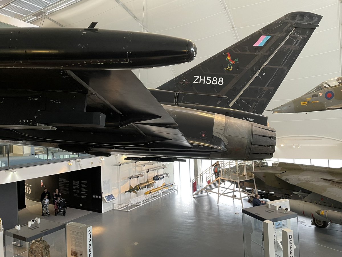 たすまる［FrogworksAircraft］ tweet media