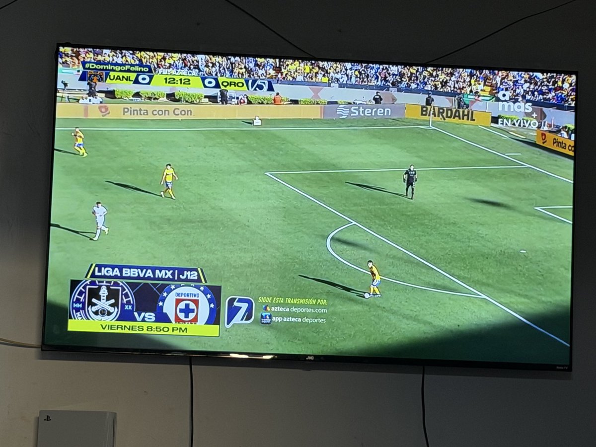 el ferxxo de la U tweet media