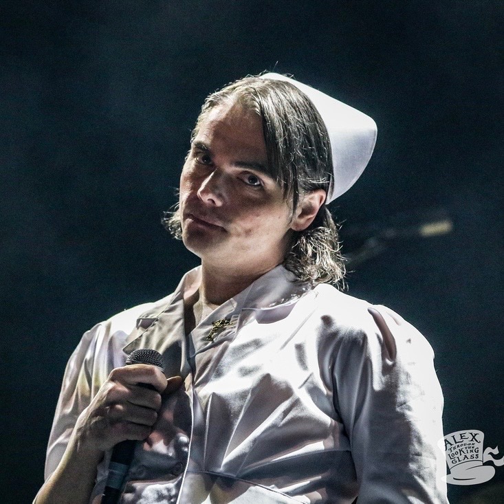 hourly swarm gerard tweet media