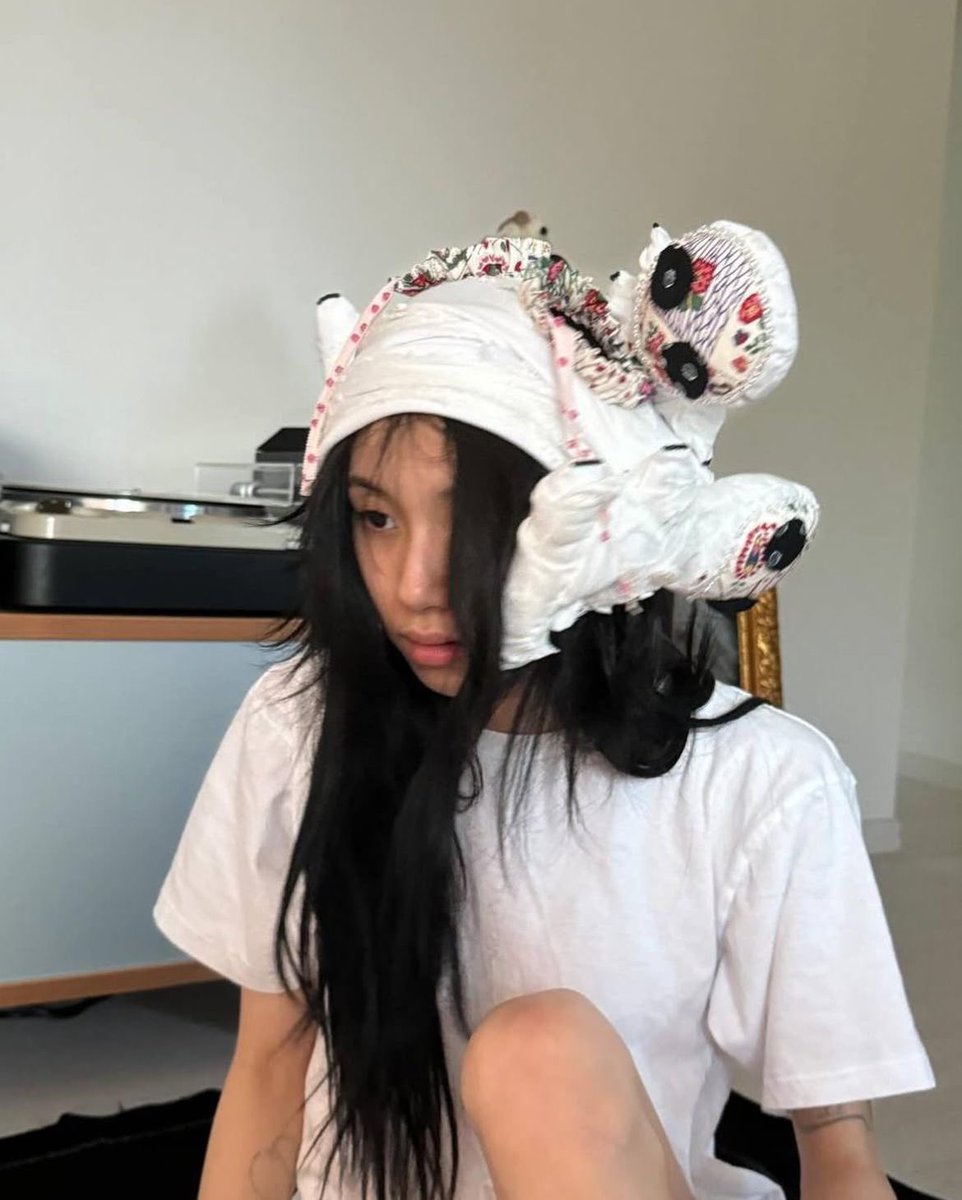 𝗂𝗋𝗂𝖾 𝗀𝗋𝖾𝗏𝗂. tweet media