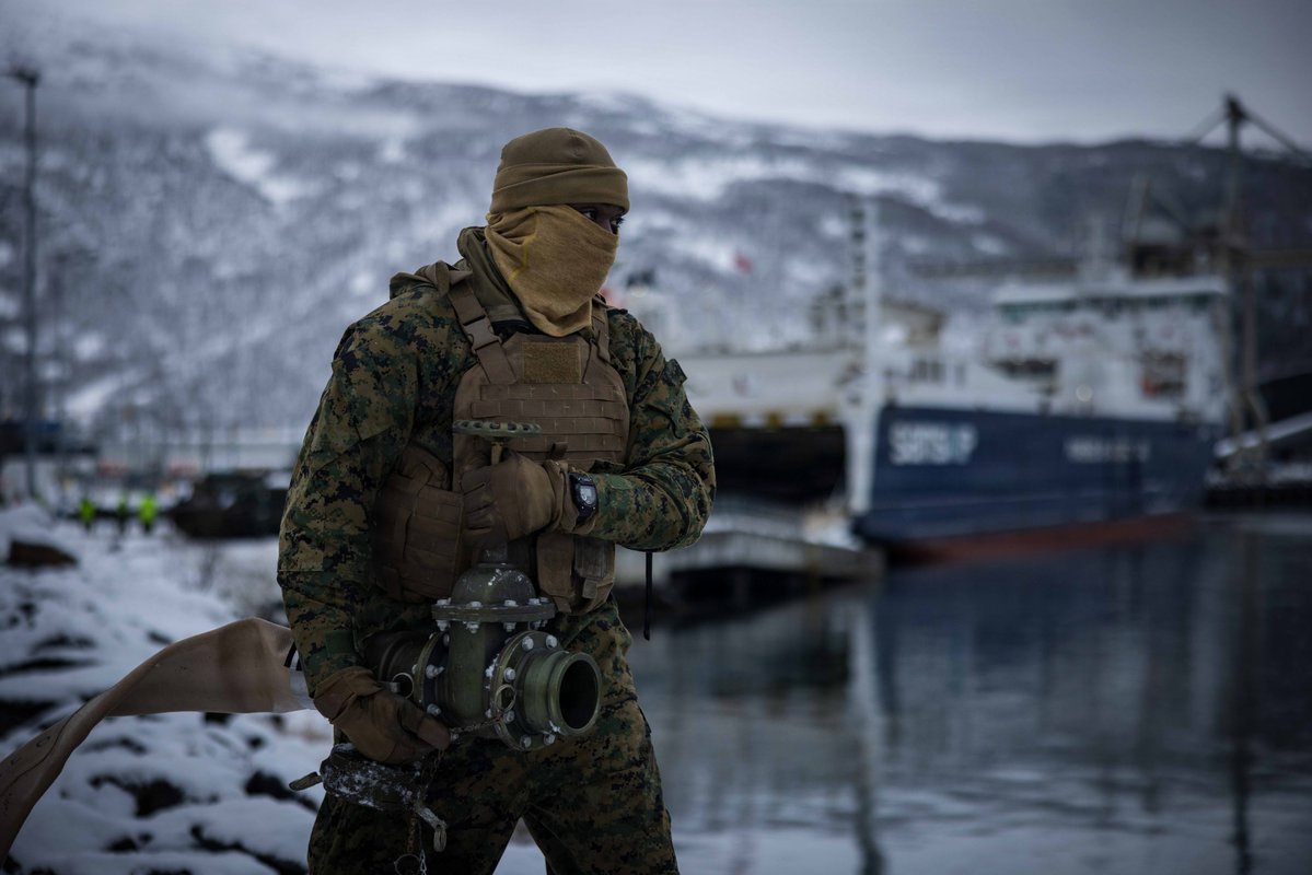 U.S. Marines tweet media