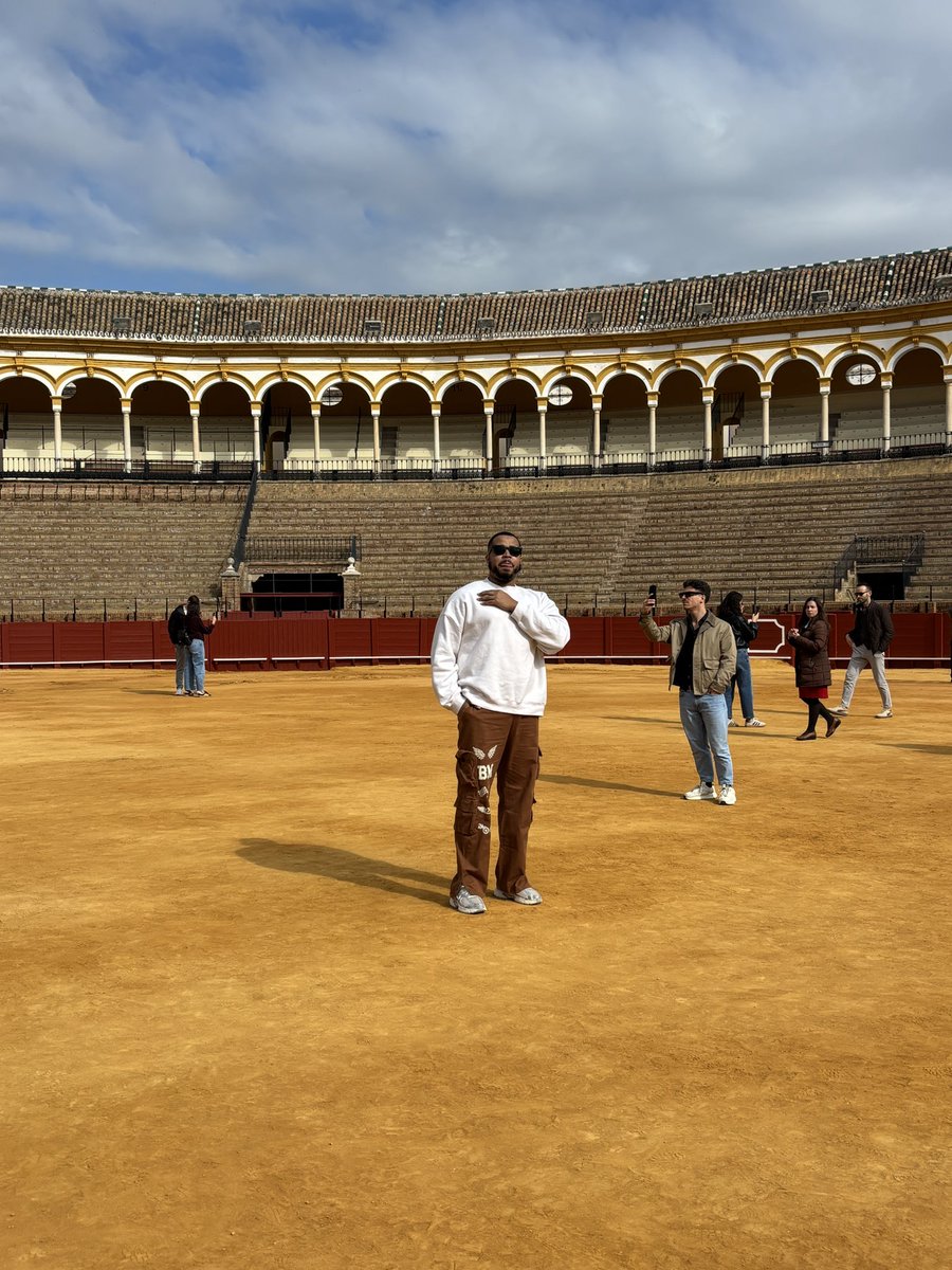 IG: dmarcus22_ tweet media