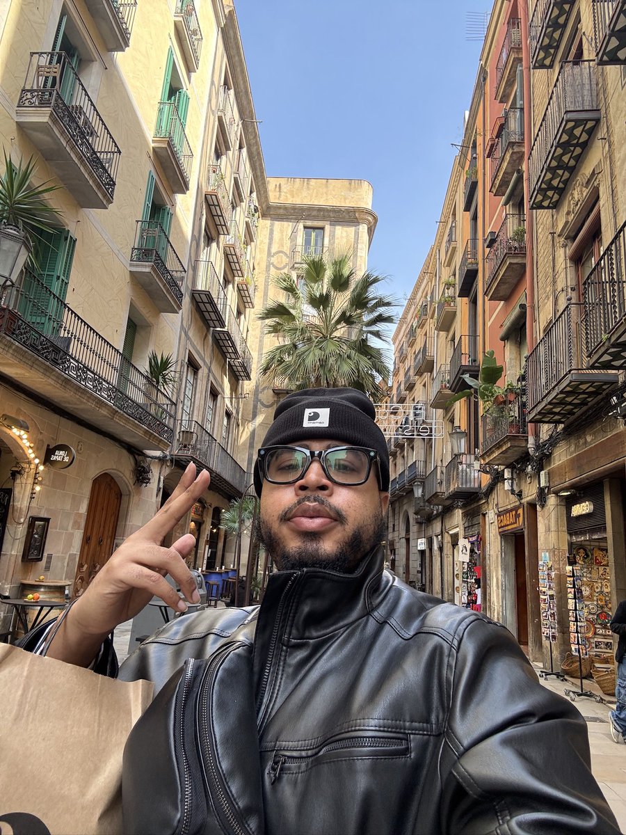 IG: dmarcus22_ tweet media