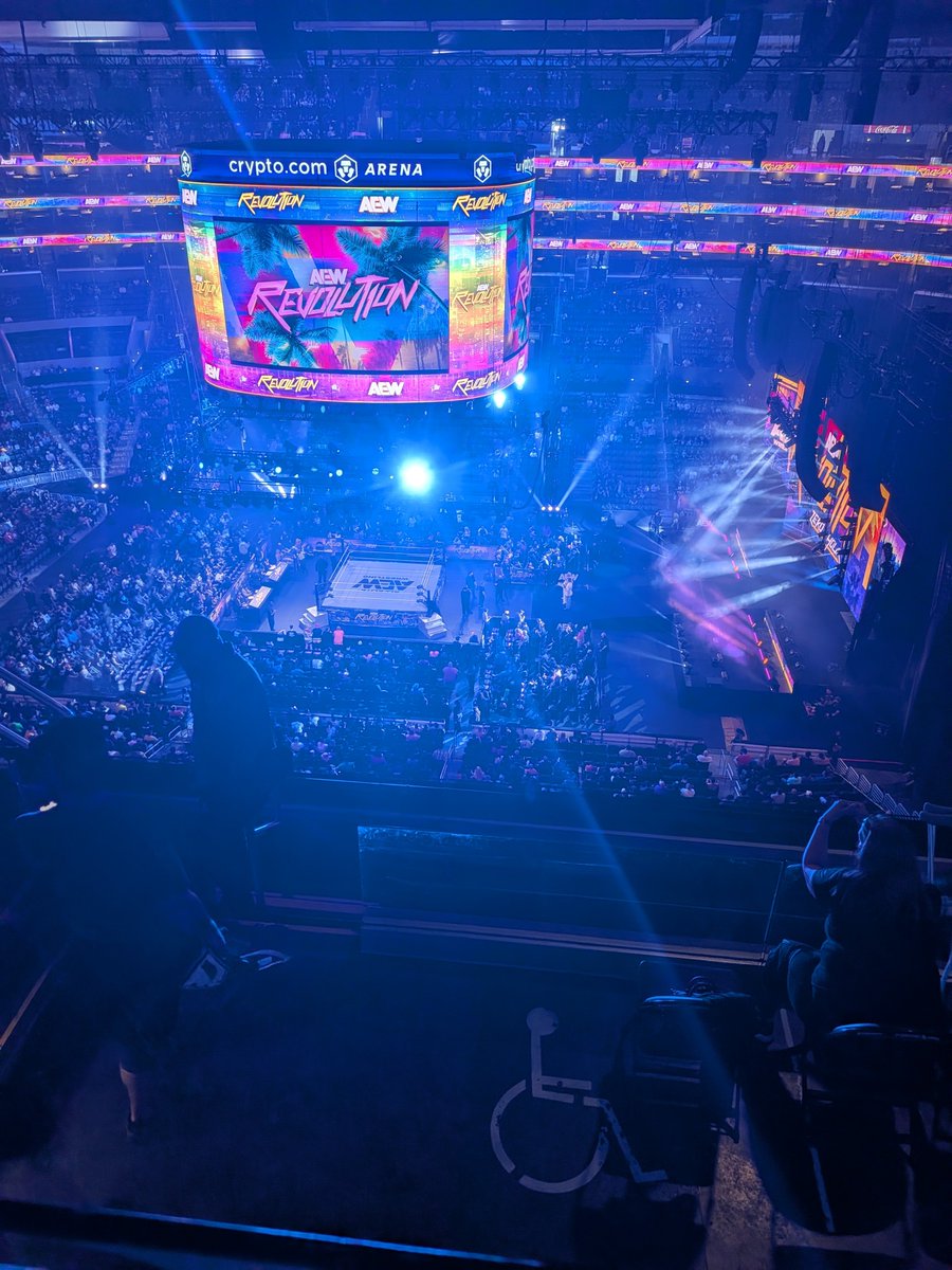 These_pretzelz's tweet photo. @TonyKhan @AEW #AEWRevolution 

Any chance we can get the lights on the 300s brought down during matches? https://t.co/0OuaSGTRA5