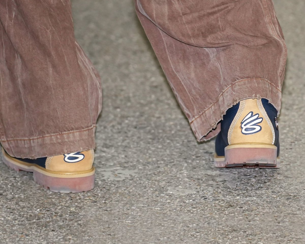 Nice Kicks tweet media