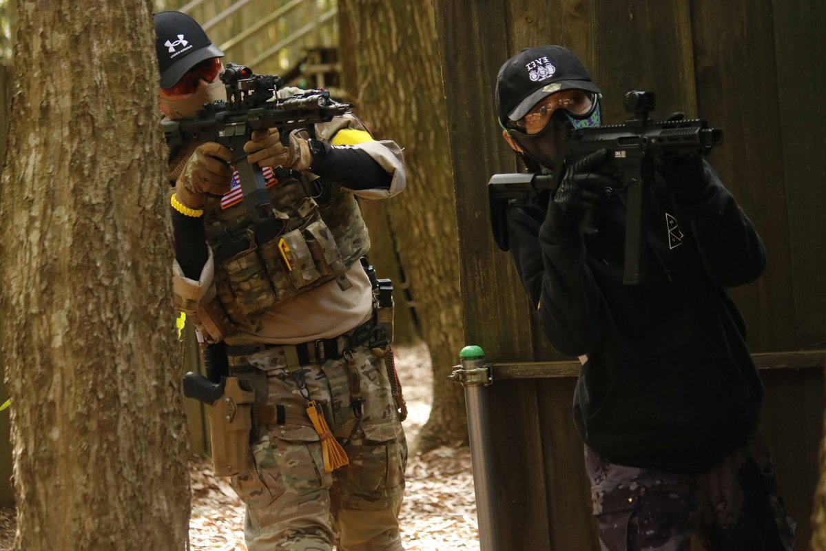 ゆしたこす tweet media