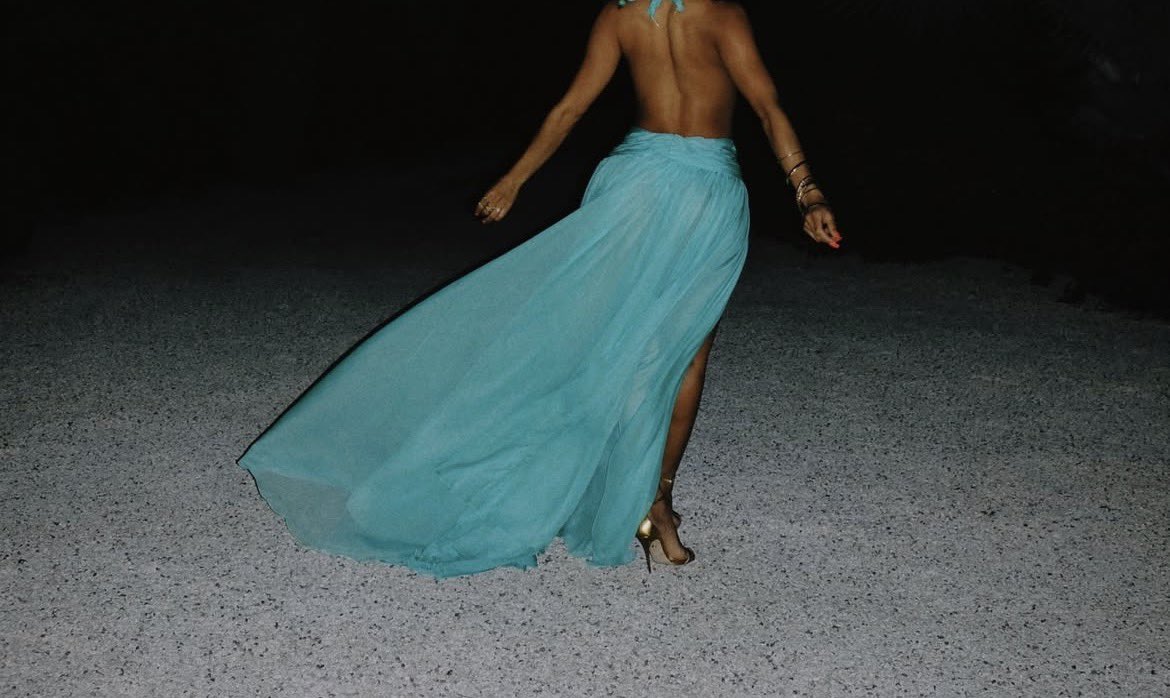 Hayley, The Savage tweet media