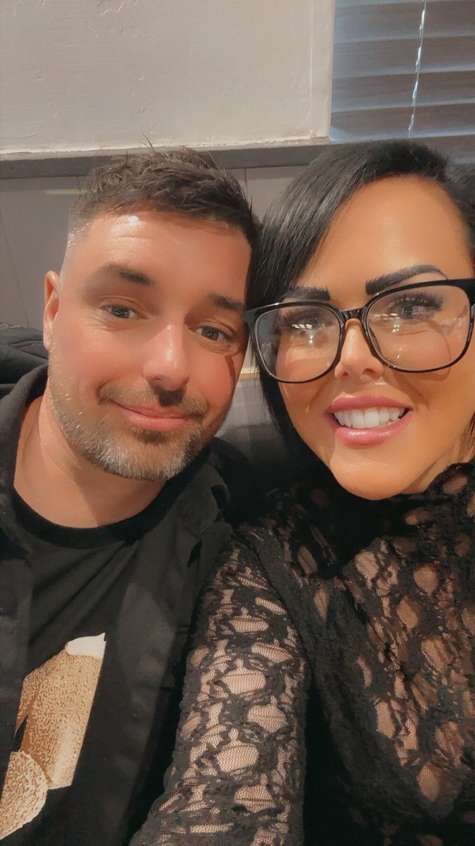 HOOKLAR's tweet photo. My world. I love you  ❤️ @DeanRic66717094 https://t.co/YValdtzpK0