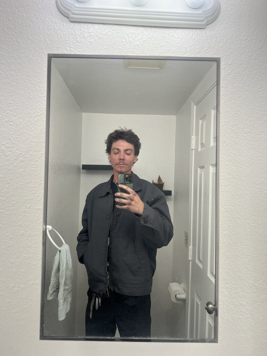 brzzden's tweet photo. we up💯 https://t.co/B5hWoYLLkk