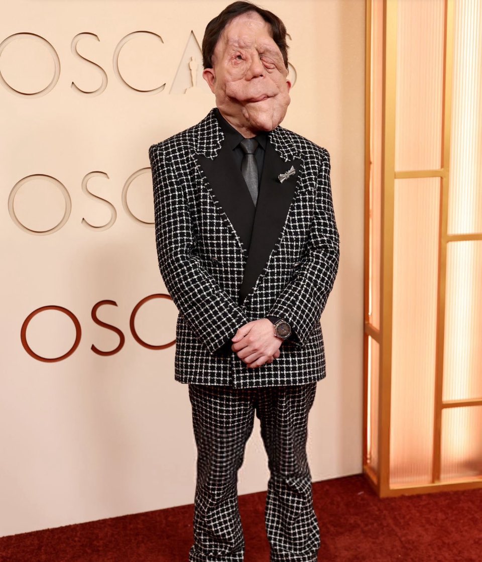 WALLPAPER tweet media