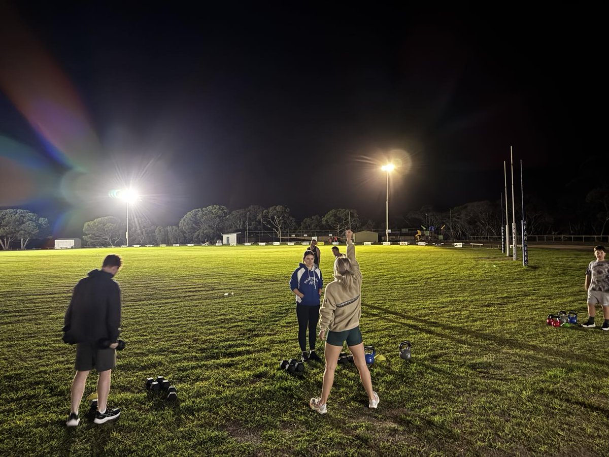 Fat Farmers tweet media