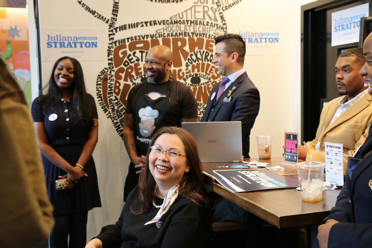 Tammy Duckworth tweet media