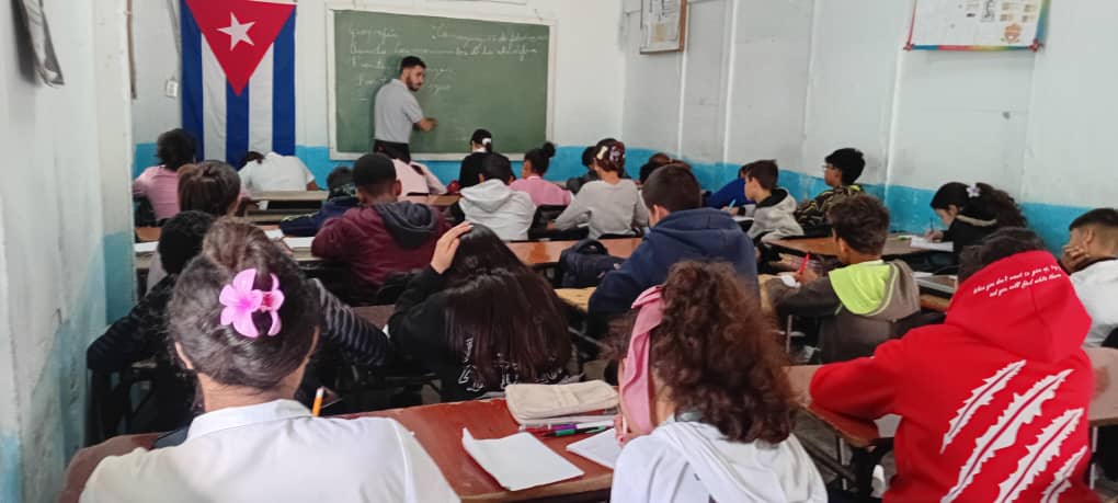 Los estudiantes de <a href="/FacUclv/">FacAgropecuariasUCLV</a> vinculados al contigente Educando Por Amor. <a href="/UCLVCU/">UCLV 🇨🇺</a>